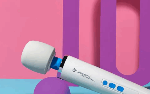 MAGIC WAND RECHARGEABLE MASSAGER